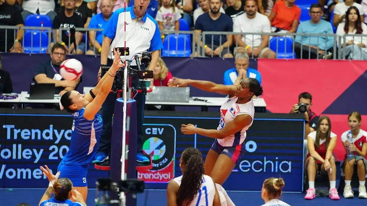 Україна вилетіла з Євро-2026: як розвивалася боротьба за 1/4 фіналу